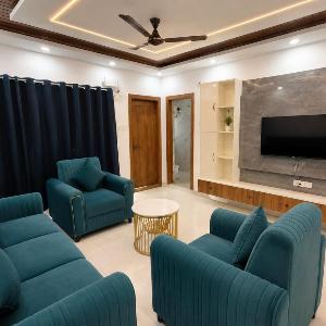 KB's Stay - The IRIS 4BHK 501