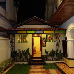 Alleppey Beach Heritage Home Stay