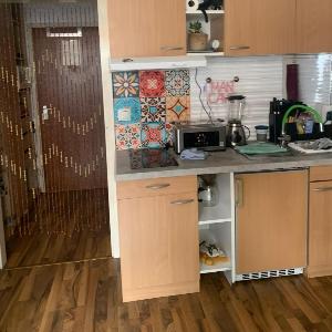 Modern 3-Bedroom Apartment in Munich City West