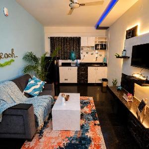 PurpleDoor Beach - AC 1BHK in HSR Couple Friendly