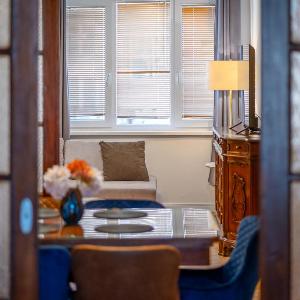 New Central 2BR Premium Apartment