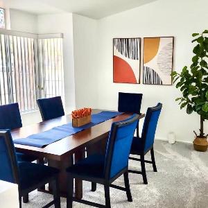 Renovated 4 Bedroom House Pool & BBQ near Strip