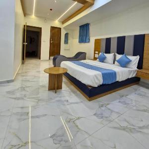 Hotel Radhe Royal
