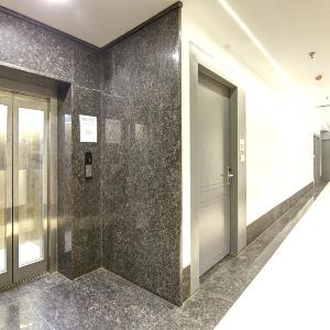 Hotel Nivoran Suites