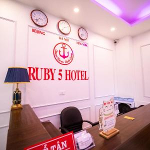 RUBY 5 Hotel