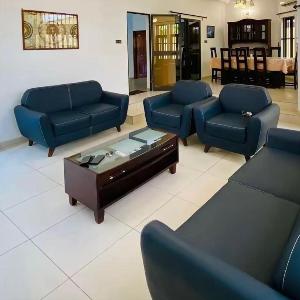Urban Serenity 3 bedrooms and bathrooms
