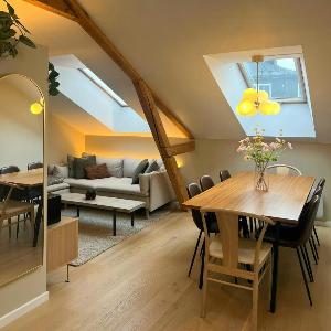 Loft flat with exposed beams and 4 m ceilings