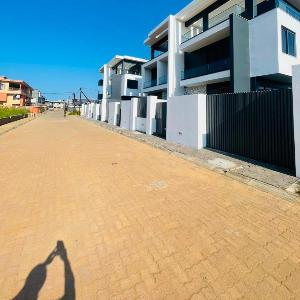 Maputo Luxury Family Residence