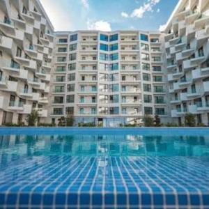 Infinity Large Family Apartment - Infinity Pool & Spa Resort Parking