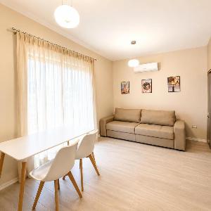 Skyline Panoramic Apartment