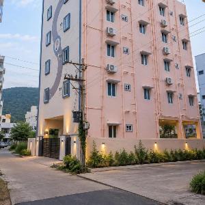 Premium 2BHK Family Apartment with Kitchen & Secure Parking in Tirupati