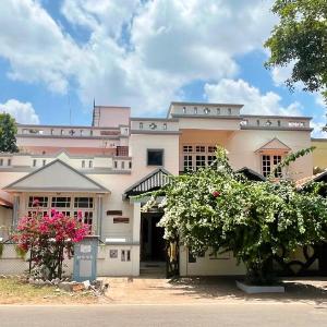 Aara Villa