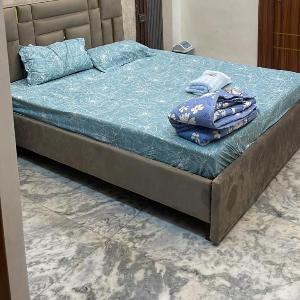 Cozy Room near Anand Vihar