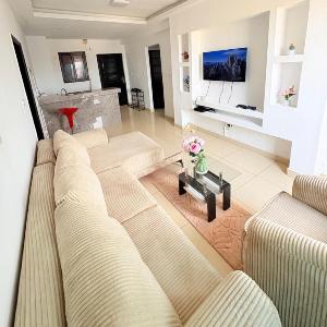 3 pièces moderne angre