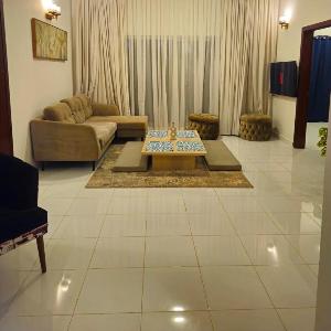 Luxury stay 2 bedroom apartment Bahria