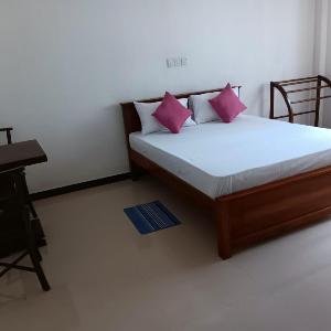 The Snug Stay
