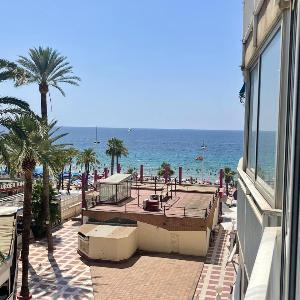 Gavina Sea Front R127