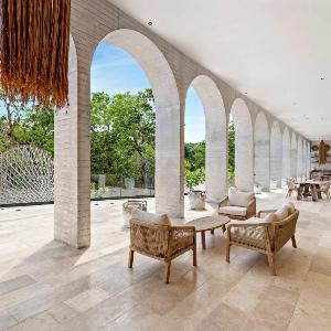 5 stars Luxury Retreat Rooftop Pool Whirlpool tub