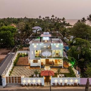 Beach Stay by Trivia