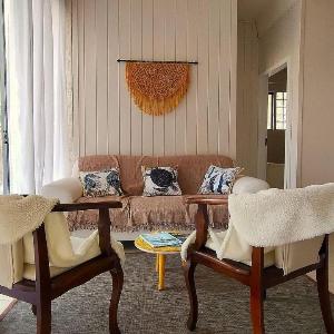 House 400 meters from the beach a retreat between the sea and the mountains.