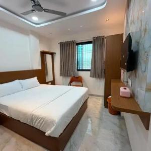 FabHotel Ekta Inn