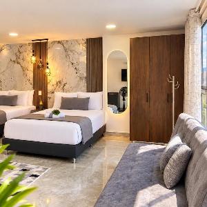Amplia Suite con increíbles vistas a la Ciudad 804