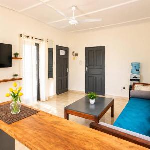 Diani Rare Find 1B next to Beach w Washing Machine