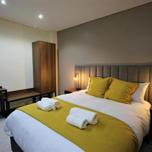 Royal Pearl Residence
