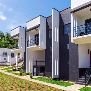 Villa Nova Townhouse Unit #1