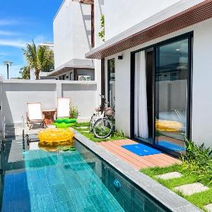 Beachside 2 Bedroom Villas with Private Pool - Airport Pick Up