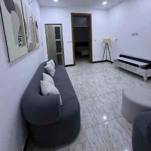 بناية التوت