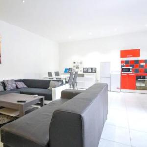 Apartment with 2 bedrooms in Marseille with terrace and WiFi 5 km from the beach