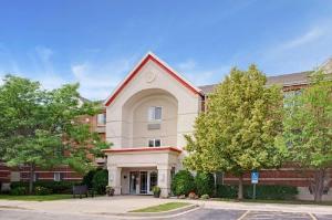 Hawthorn Suites by Wyndham Greensboro, Greensboro