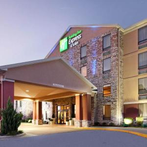 Holiday Inn Express Hotel & Suites Harrison