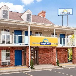 Days Inn by Wyndham Auburn