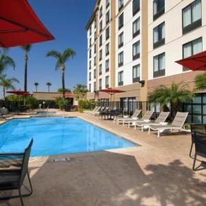 Garden Grove Hotels With A Jacuzzi Or Hot Tub Deals At The 1 Hampton Inn Suites Anaheim Garden Grove