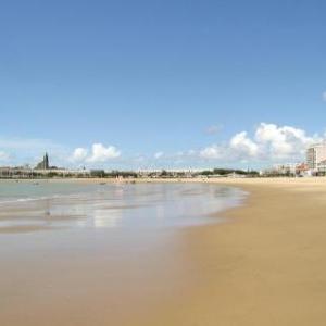 One-Bedroom Apartment in Royan