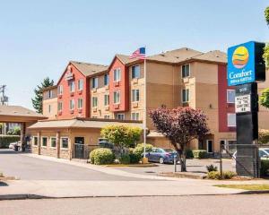 Comfort Inn & Suites-Portland Airport, Portland
