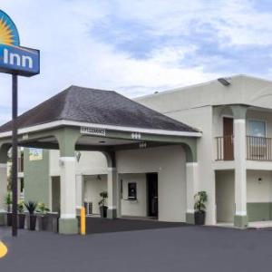 Days Inn by Wyndham Goose Creek