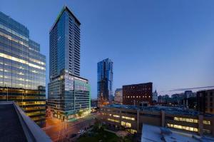 Holiday Inn Hotel & Suites - Montreal Centre-ville Ouest, an IHG Hotel, Montreal