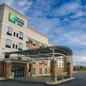 Holiday Inn Express & Suites Sidney