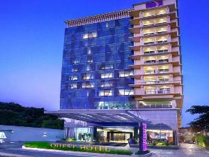 Quest Hotel Darmo - Surabaya by ASTON, Surabaya