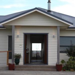 Hotels near TSB Showplace New Plymouth - Richmond Farm Lodge