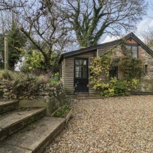 Hotels near Charisworth Farm - The Mouse House Blandford Forum