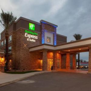 Holiday Inn Express and Suites Gilbert - East Mesa