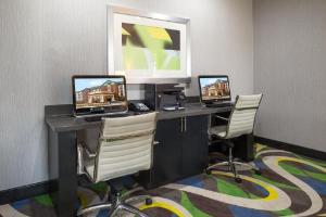 Holiday Inn Express and Suites Norman, Norman