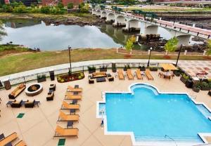 Courtyard by Marriott Columbus Phenix City, Columbus