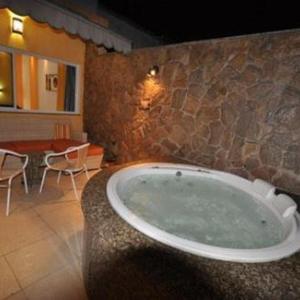 Nice penthouse with pool close to the beach