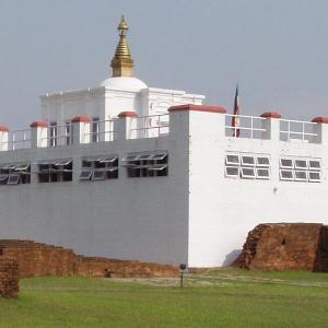Hotel Lumbini Garden New Crystal