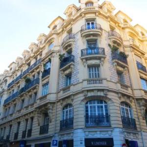 Nestor&Jeeves - PALAIS ARNULF - Central - Very close sea